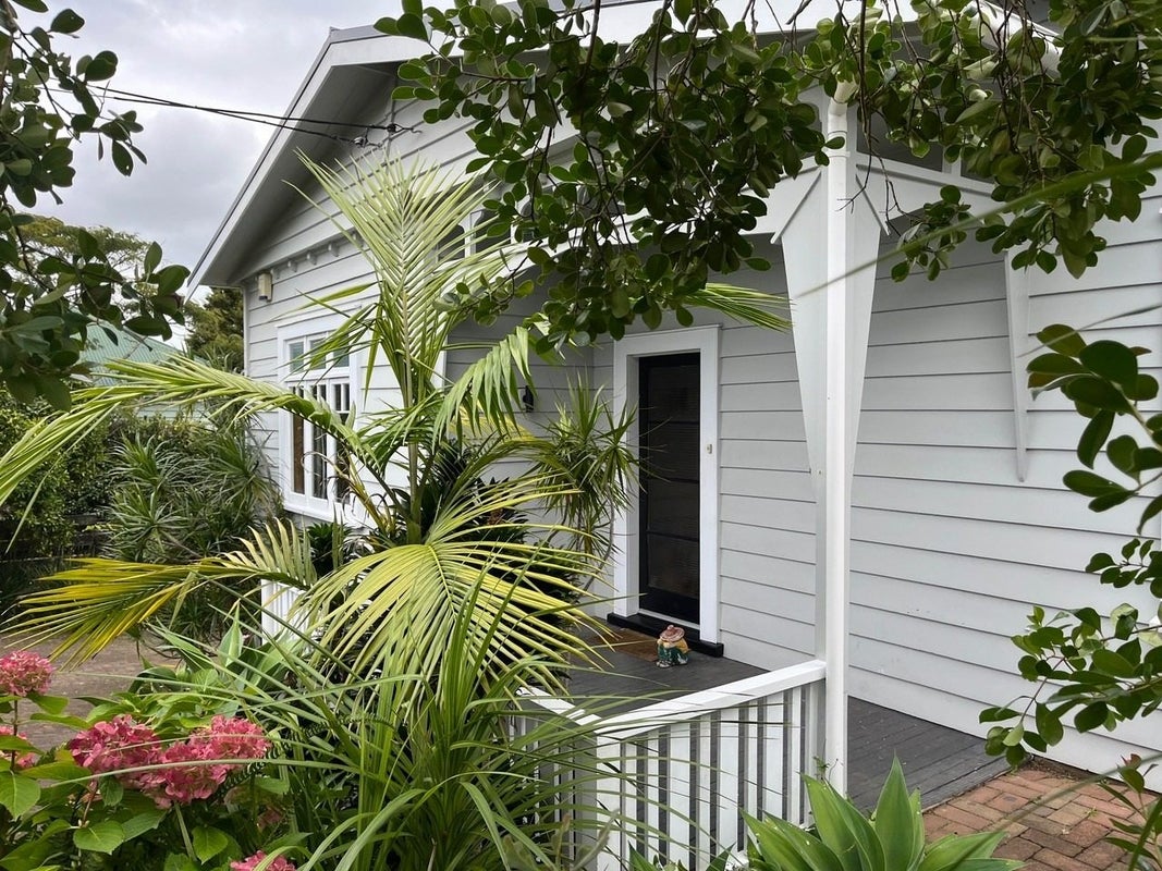 68 Cameron Street, Onehunga, Auckland - Carousel 2