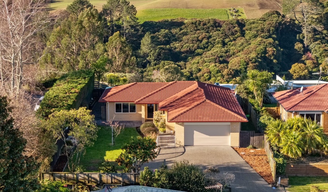 19 Tuscany Place, Ohauiti, Tauranga - Carousel 1