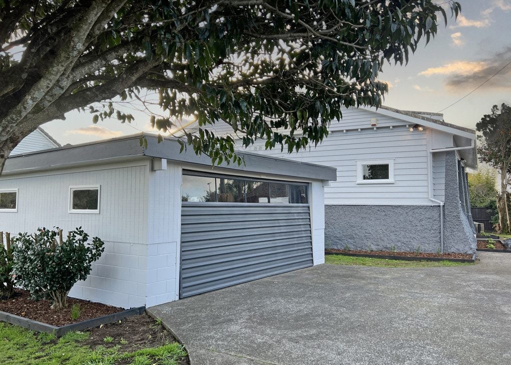 25 Preston Avenue, Mount Albert, Auckland - Carousel 2
