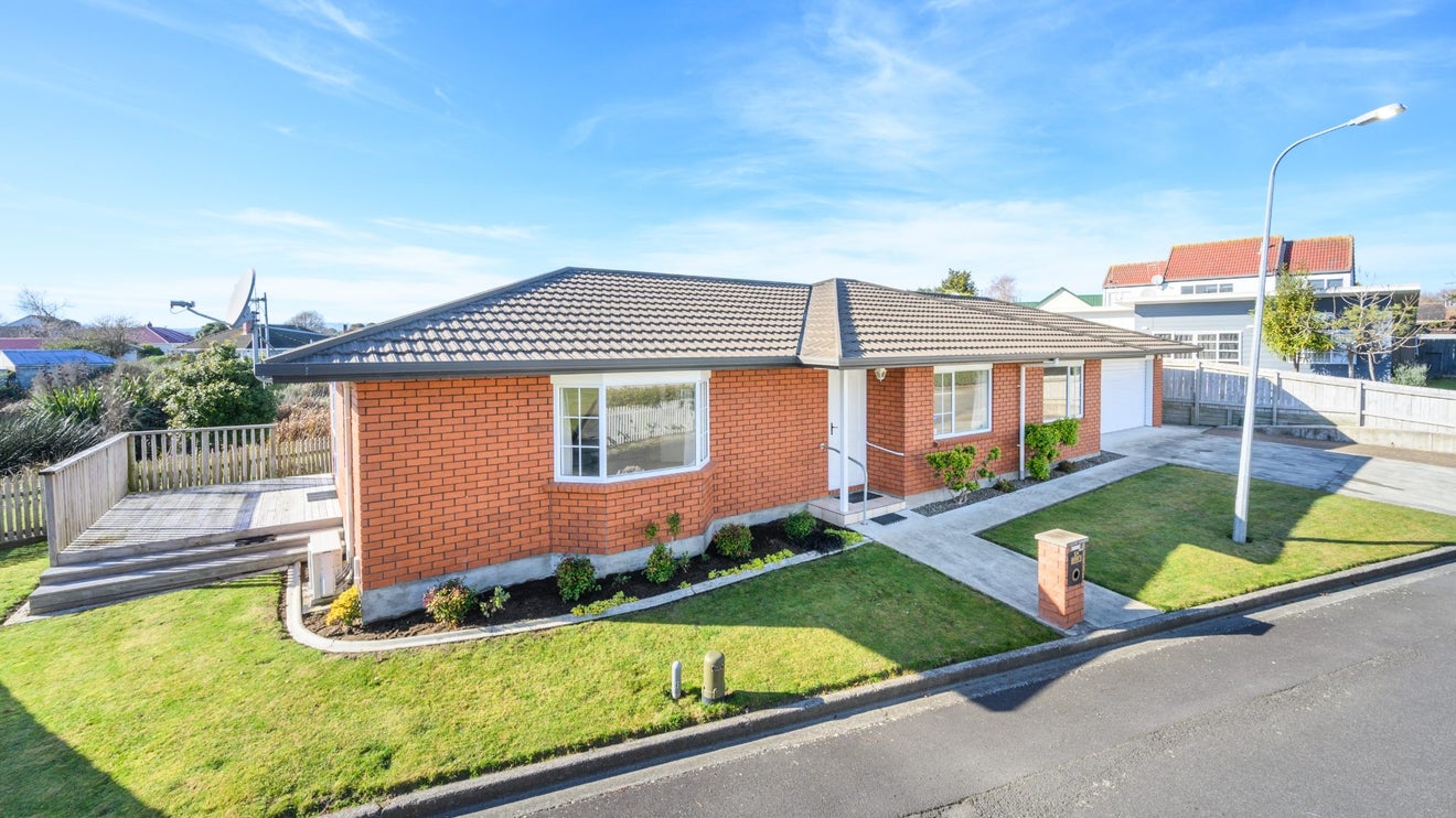 1A Kings Court, Roslyn, Palmerston North - Carousel 1