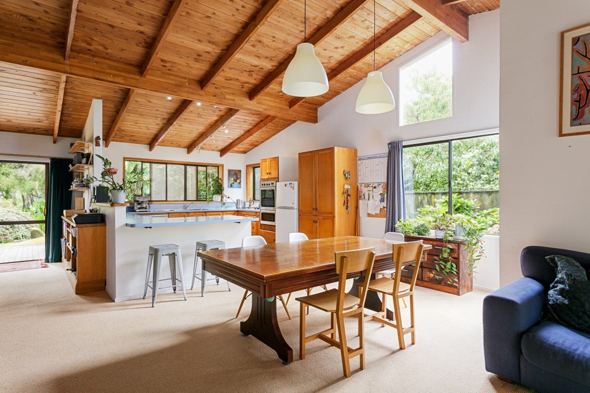 48 Lysnar Street, Okitu, Gisborne - Carousel 2