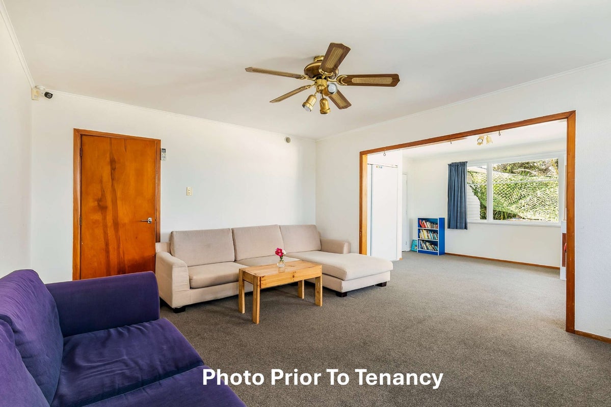 1 Sarona Avenue, Glen Eden, Waitakere - Carousel 2