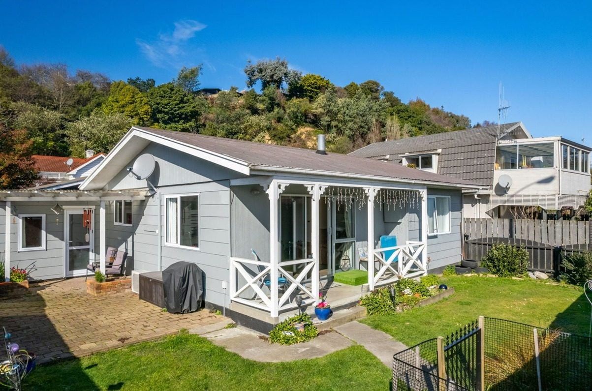 1/165 Tahunanui Drive, Tahunanui, Nelson - Carousel 1