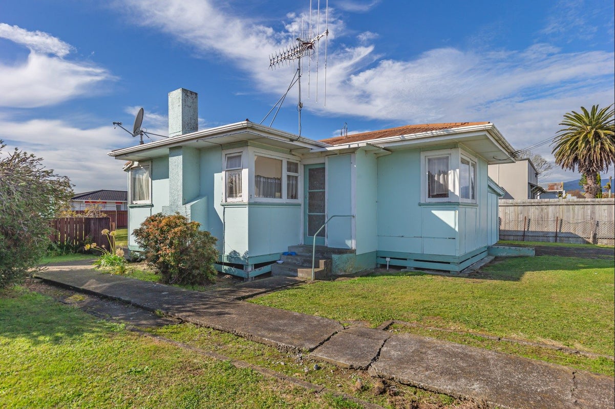 7 Wilton Street, Levin, Levin - Carousel 2
