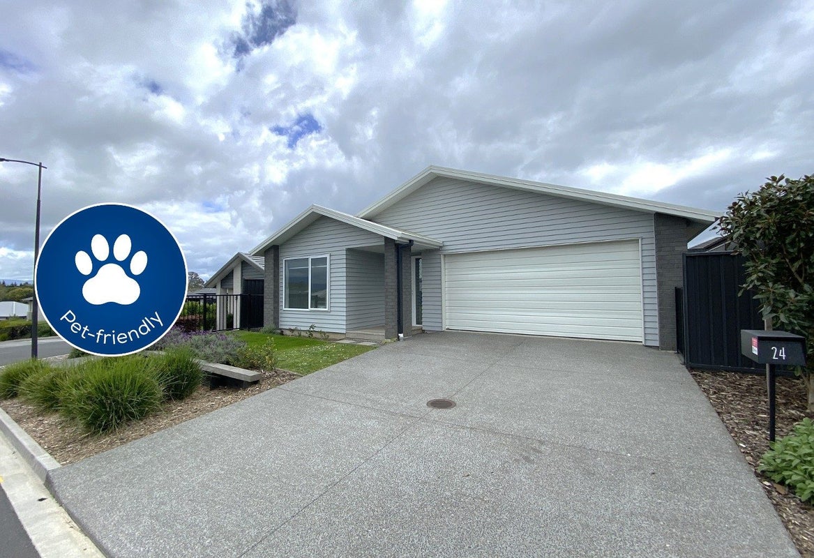 24 Pioneer Crescent, Omokoroa, Omokoroa - Carousel 1