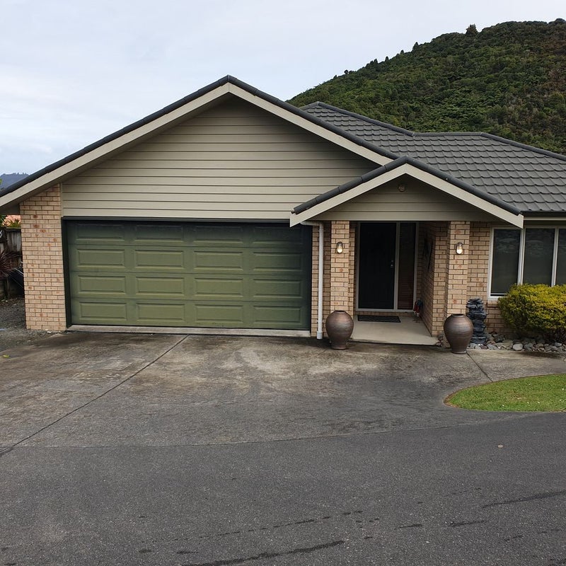 19A Betty Watt Grove, Riverstone Terraces, Upper Hutt - Carousel 1