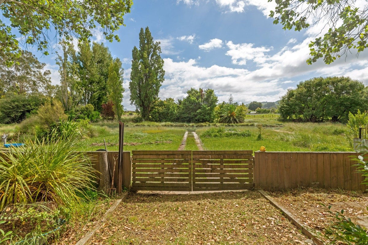 53 Fergusson Drive, Te Hapara, Gisborne - Carousel 21