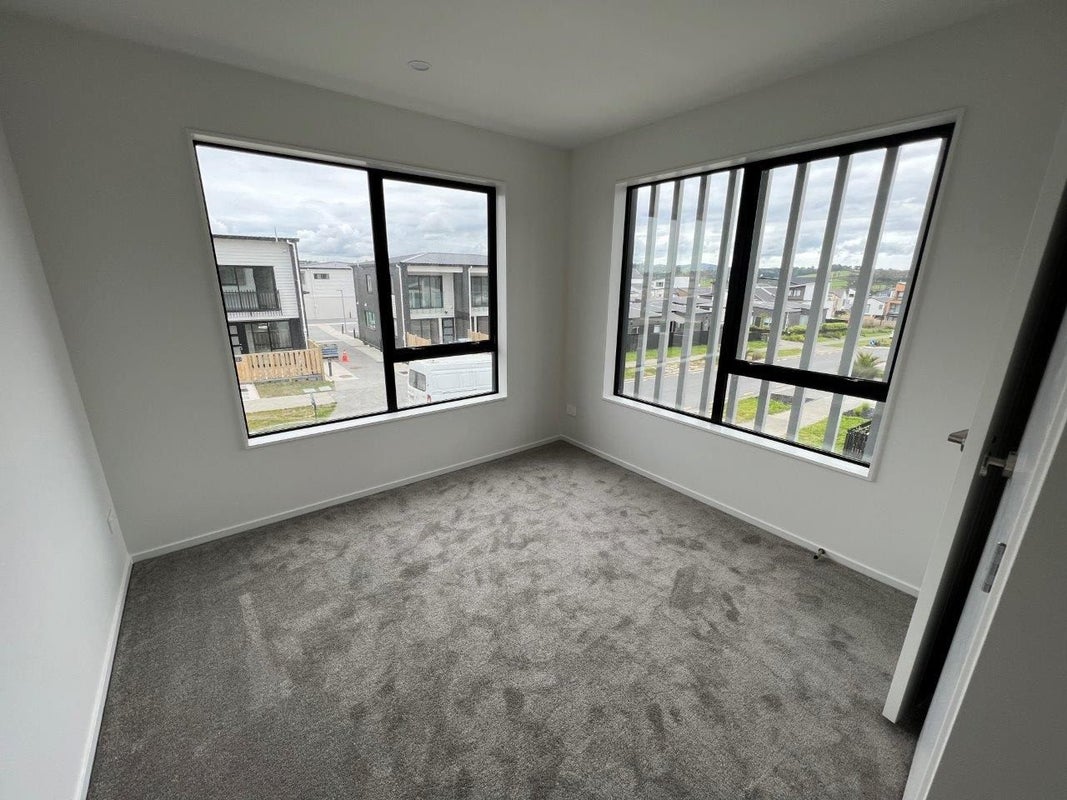 1A Matakohe Road, Westgate, Auckland - Carousel 2