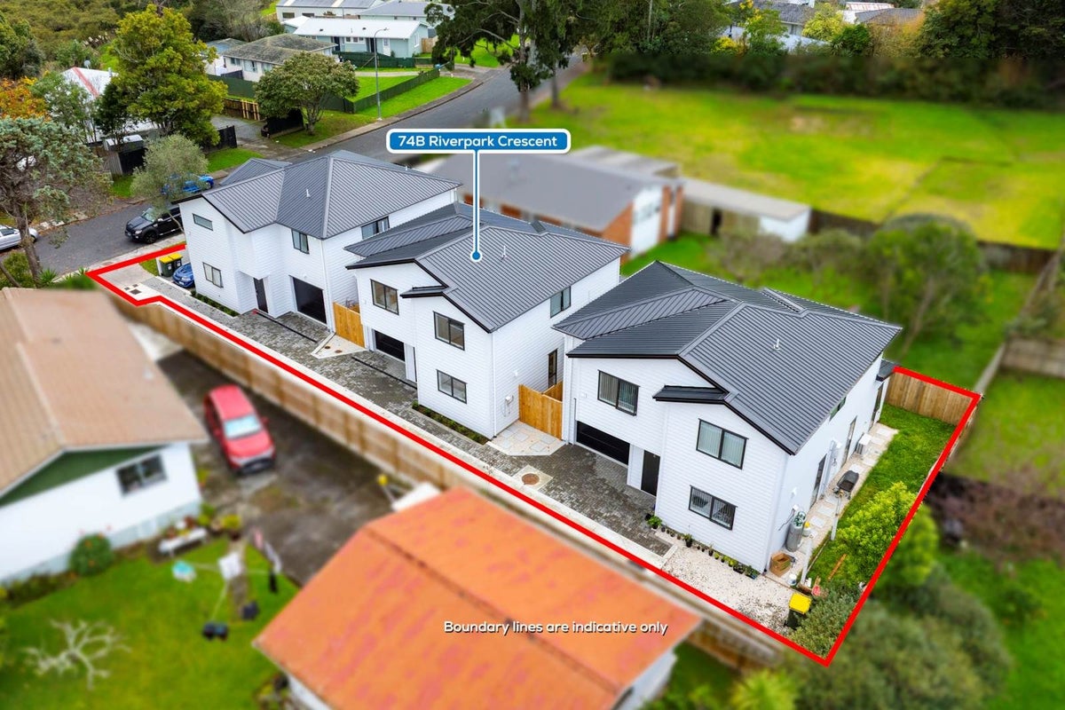 74B Riverpark Crescent, Henderson, Waitakere City, Auckland - Carousel 1