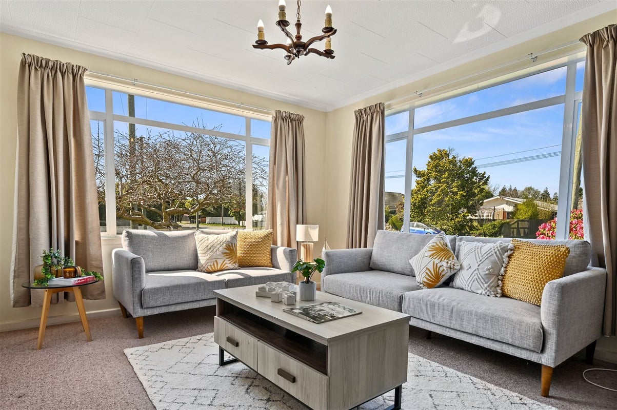 1 Bentley Street, Russley, Christchurch - Carousel 2