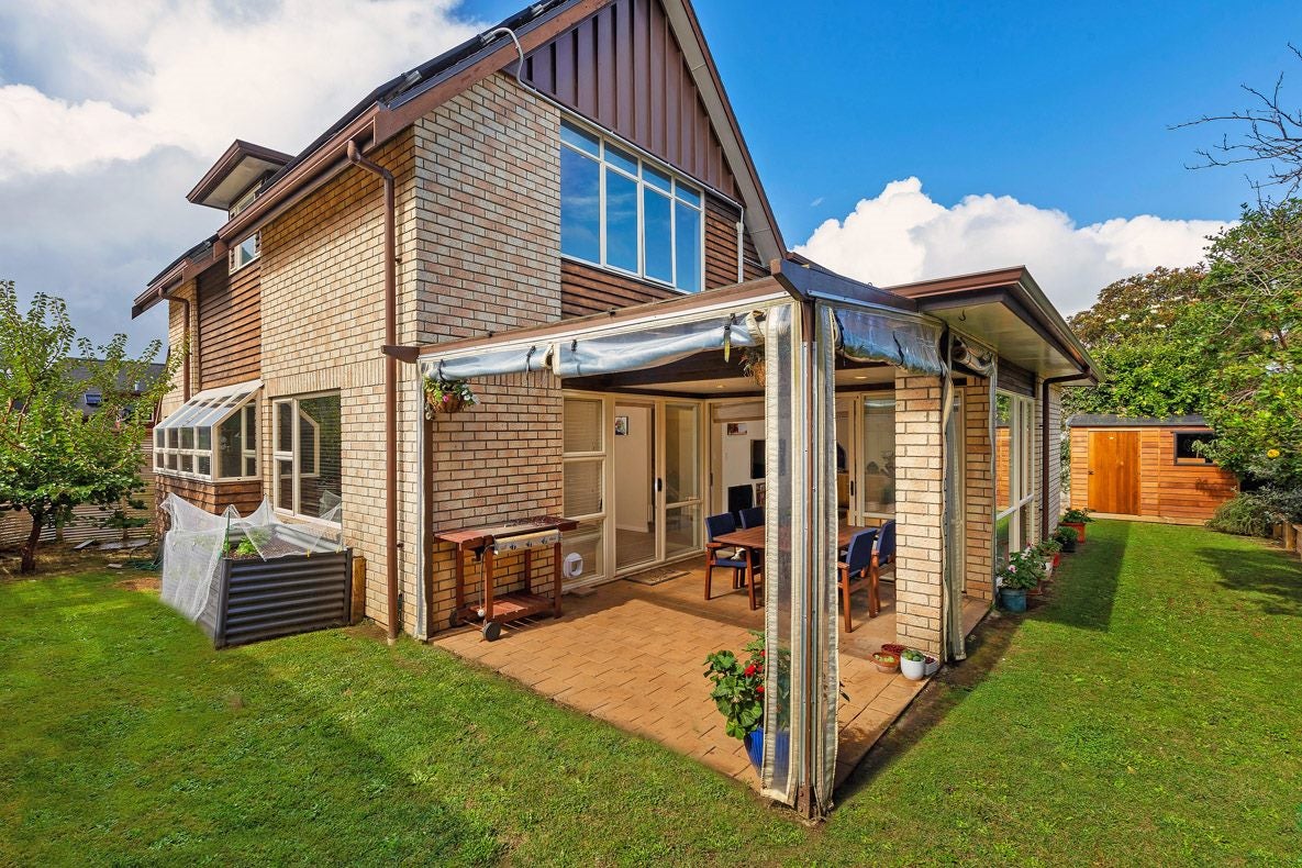 2/0 Athens Road, Onehunga, Auckland - Carousel 1
