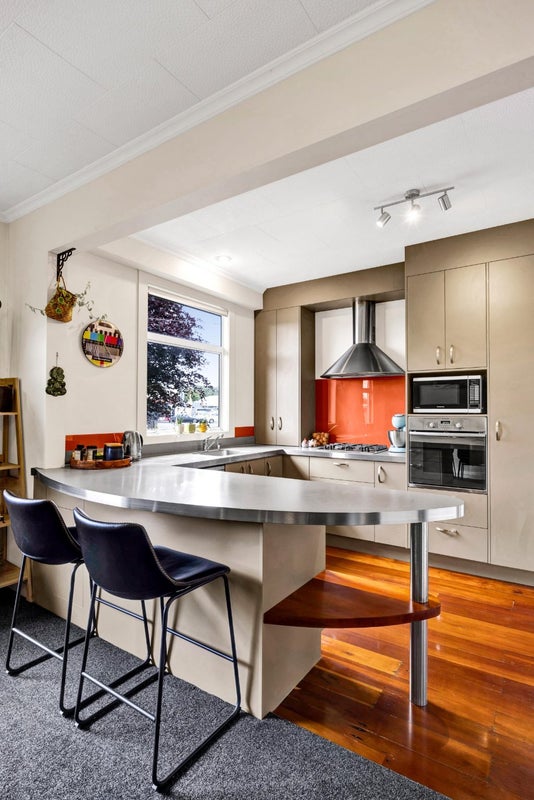 24 Sanders Avenue, Westown, New Plymouth - Carousel 2
