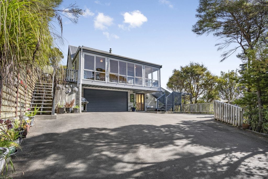 1/99 Horoeka Street, Stokes Valley, Lower Hutt - Carousel 1