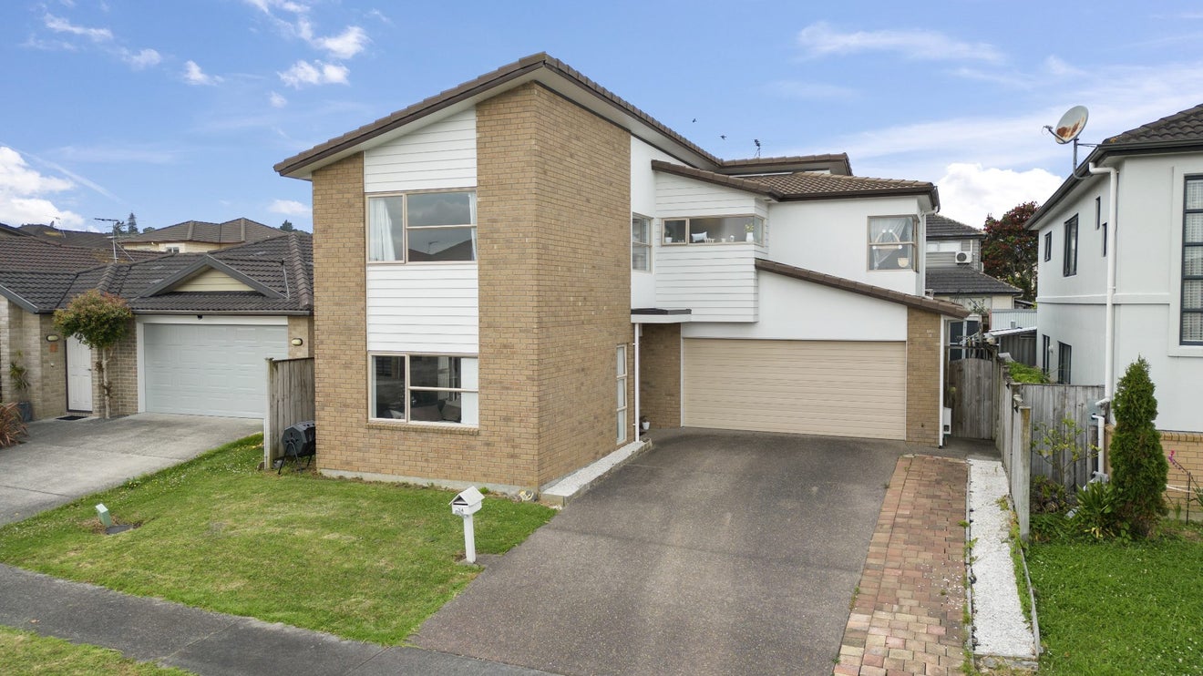 34 Heidi Crescent, Flat Bush, Auckland - Carousel 1