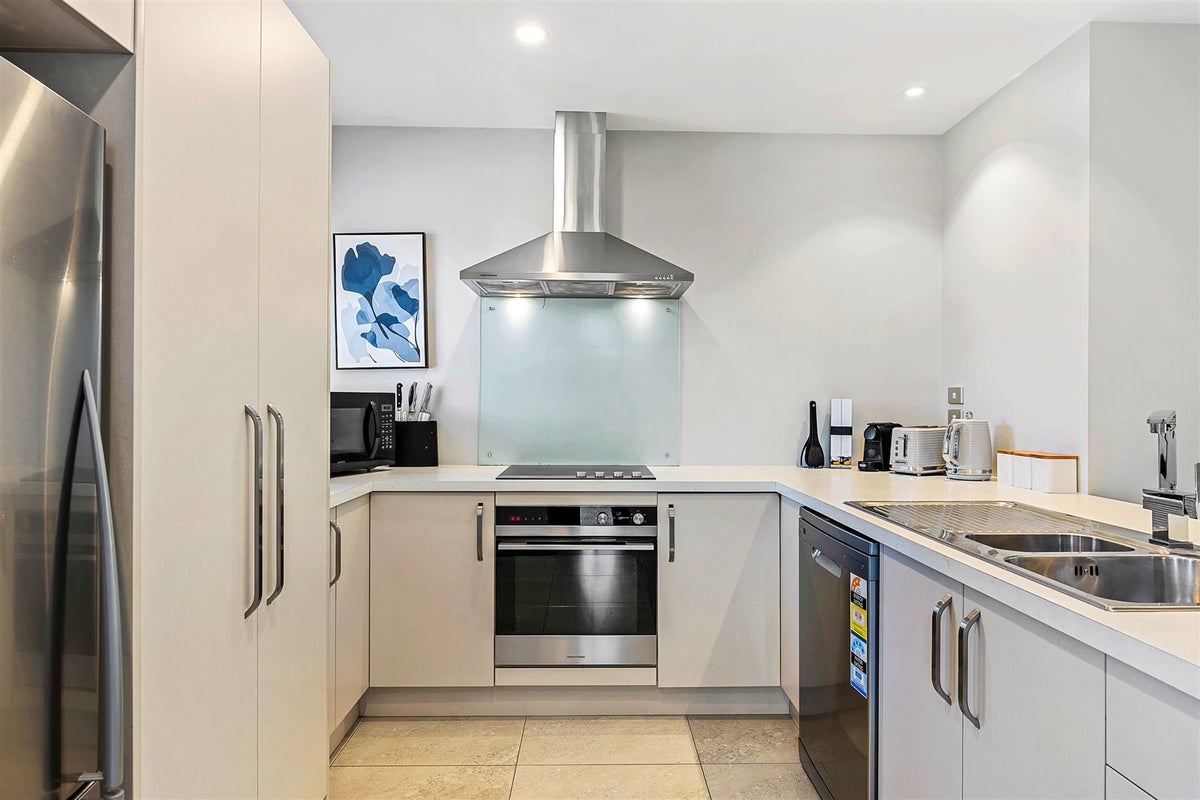 7/34 John Campbell Crescent, Hillmorton, Christchurch - Carousel 1