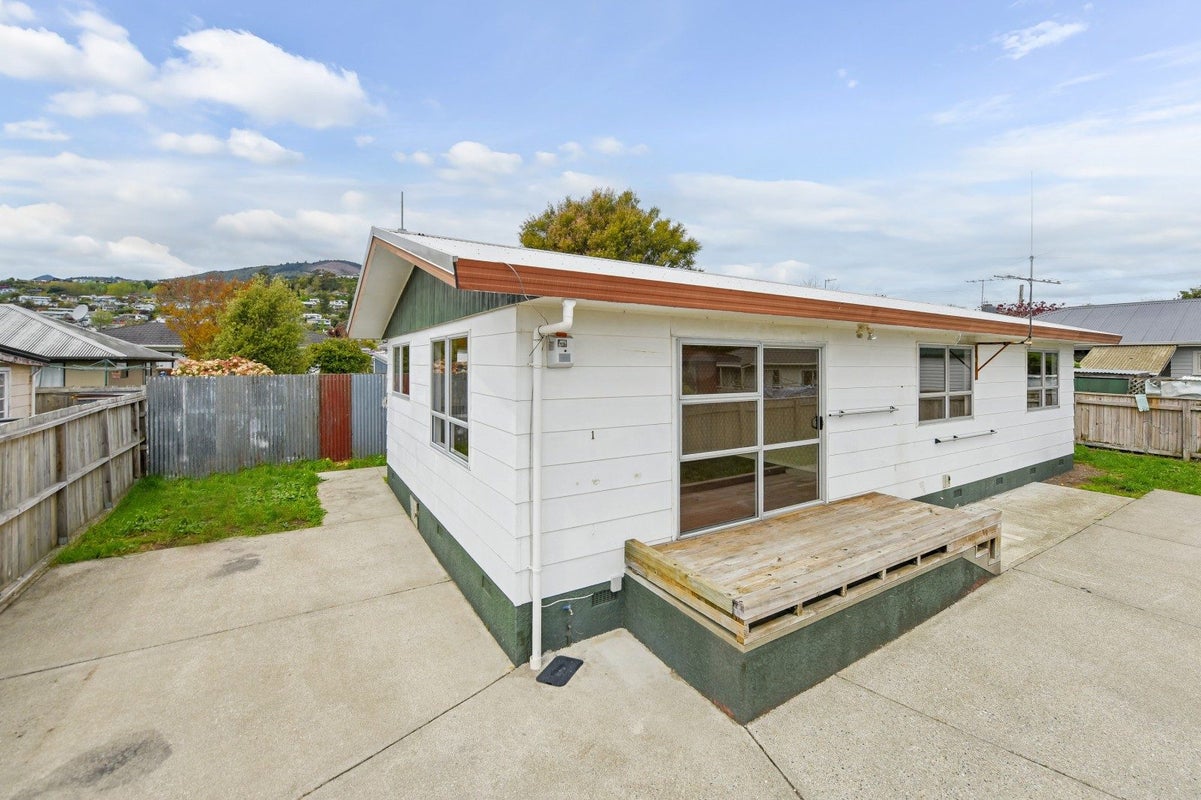 1/413 Main Road, Stoke, Nelson - Carousel 2