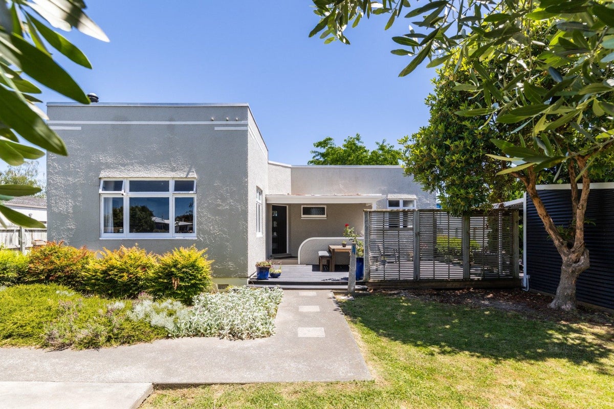 101 Guppy Road, Taradale, Napier - Carousel 1