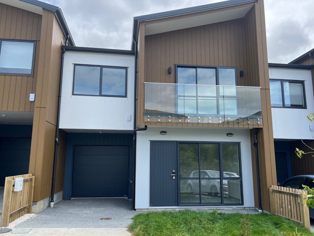 3 Ki Roto Way, Flat Bush, Auckland - Carousel 1