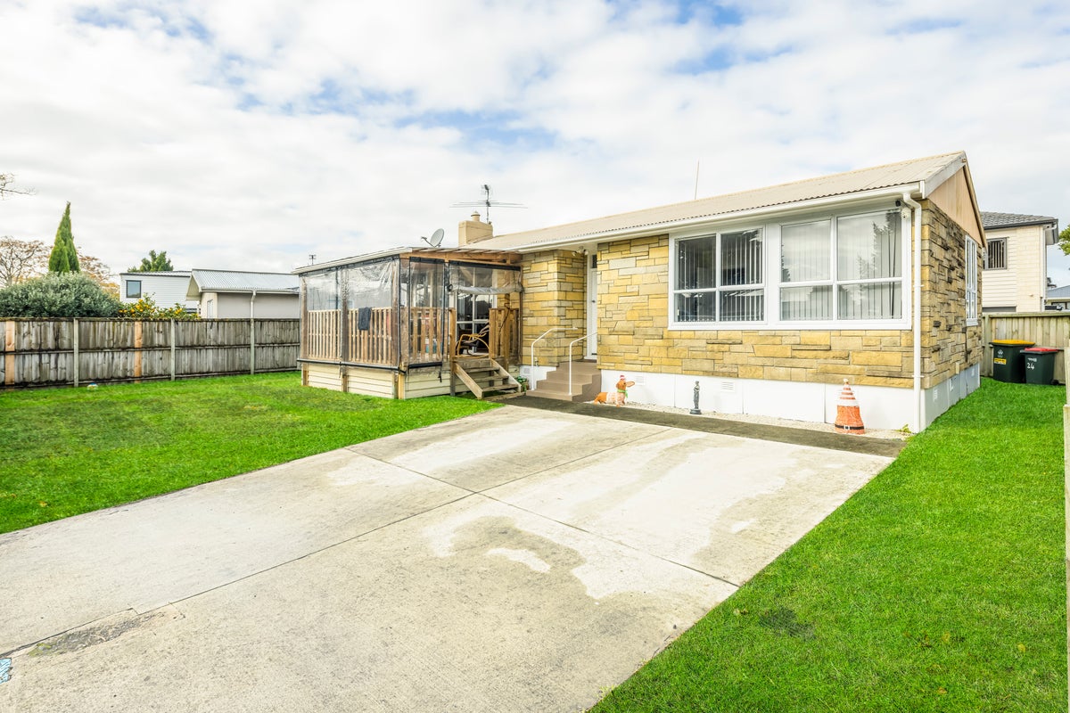 24 Martin Road, Manurewa, Auckland - Carousel 2