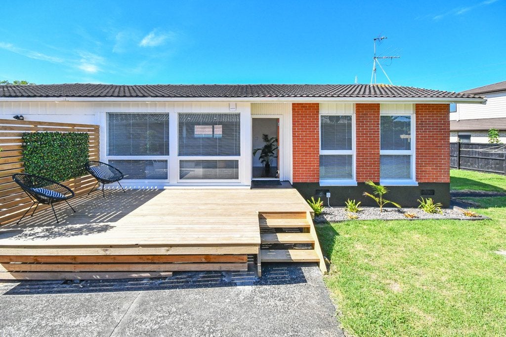 2/12 Fencible Place, Otahuhu, Auckland - Carousel 1