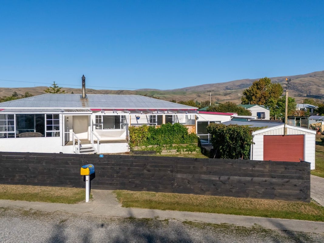 3 Marsh Road, Ettrick, Roxburgh - Carousel 2