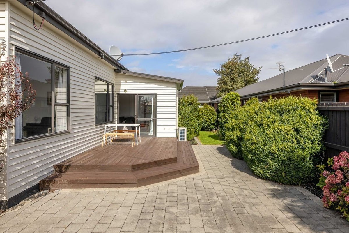 2B Vivian Street, Burwood, Christchurch - Carousel 15
