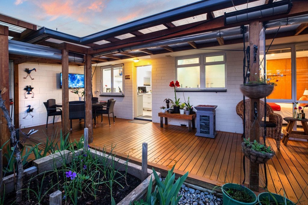 2/188 Hastings Street East, Waltham, Christchurch - Carousel 2