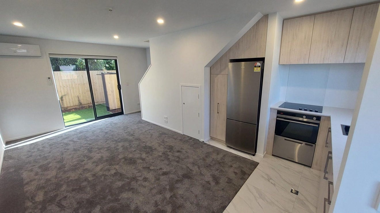 8 Leaver Terrace, North New Brighton, Christchurch - Carousel 2