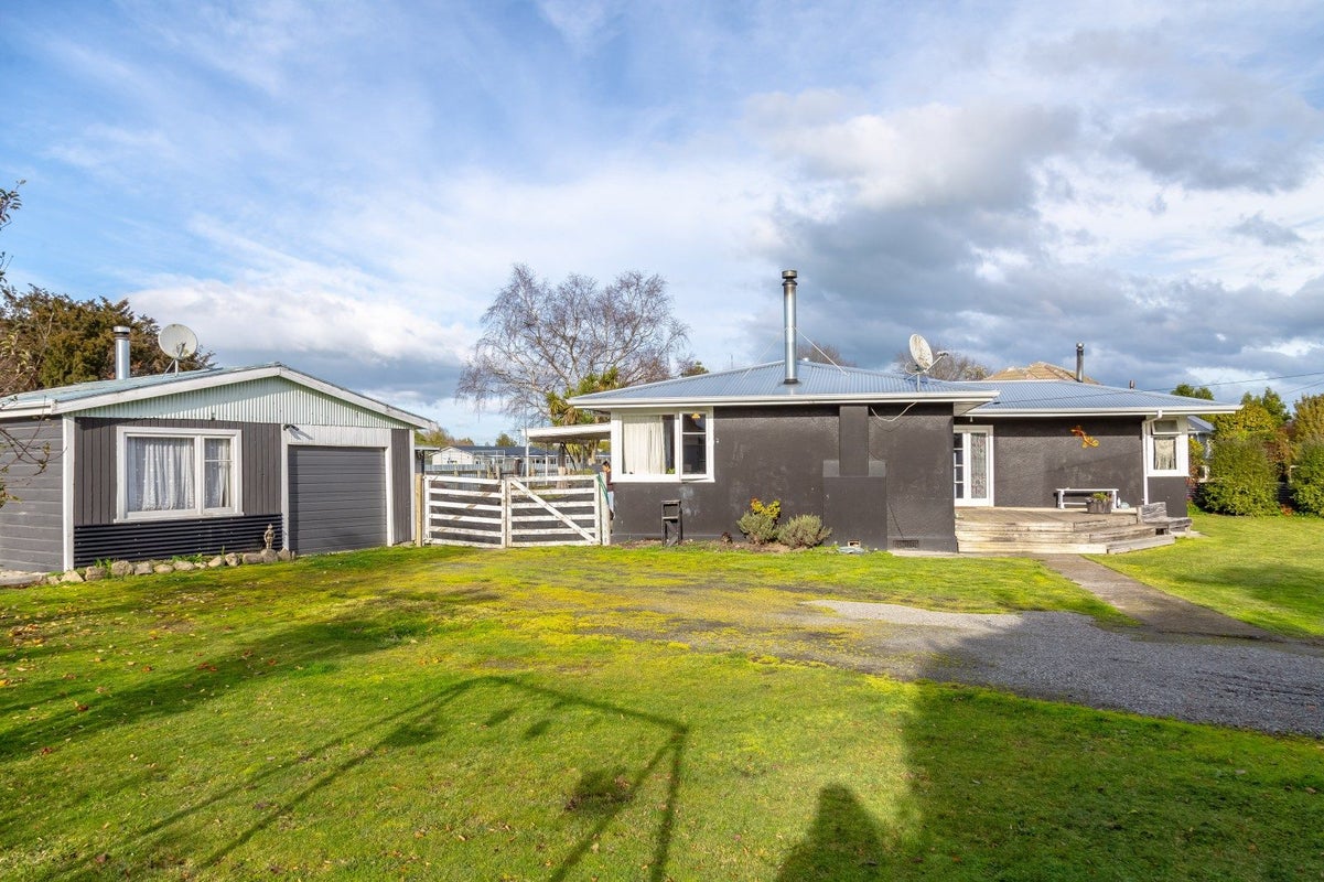 27 Kummer Crescent, Masterton, Masterton - Carousel 15