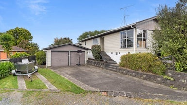 21 Leatham Crescent, Opaheke, Papakura - Carousel 1