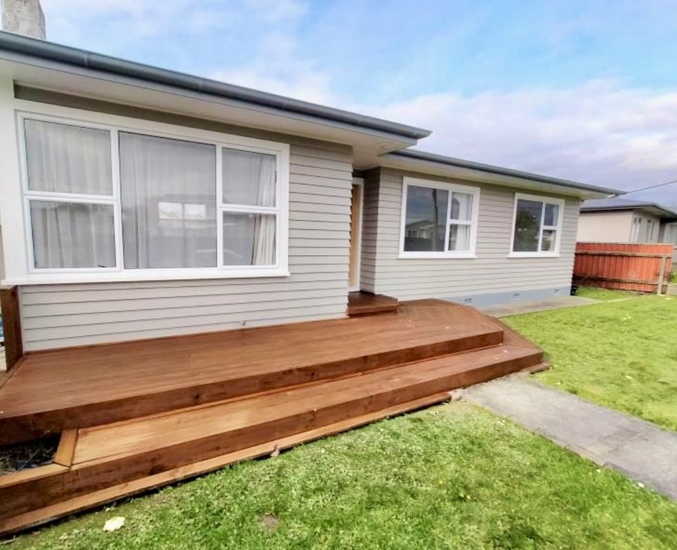 5 Hurley Place, Awapuni, Palmerston North - Carousel 2