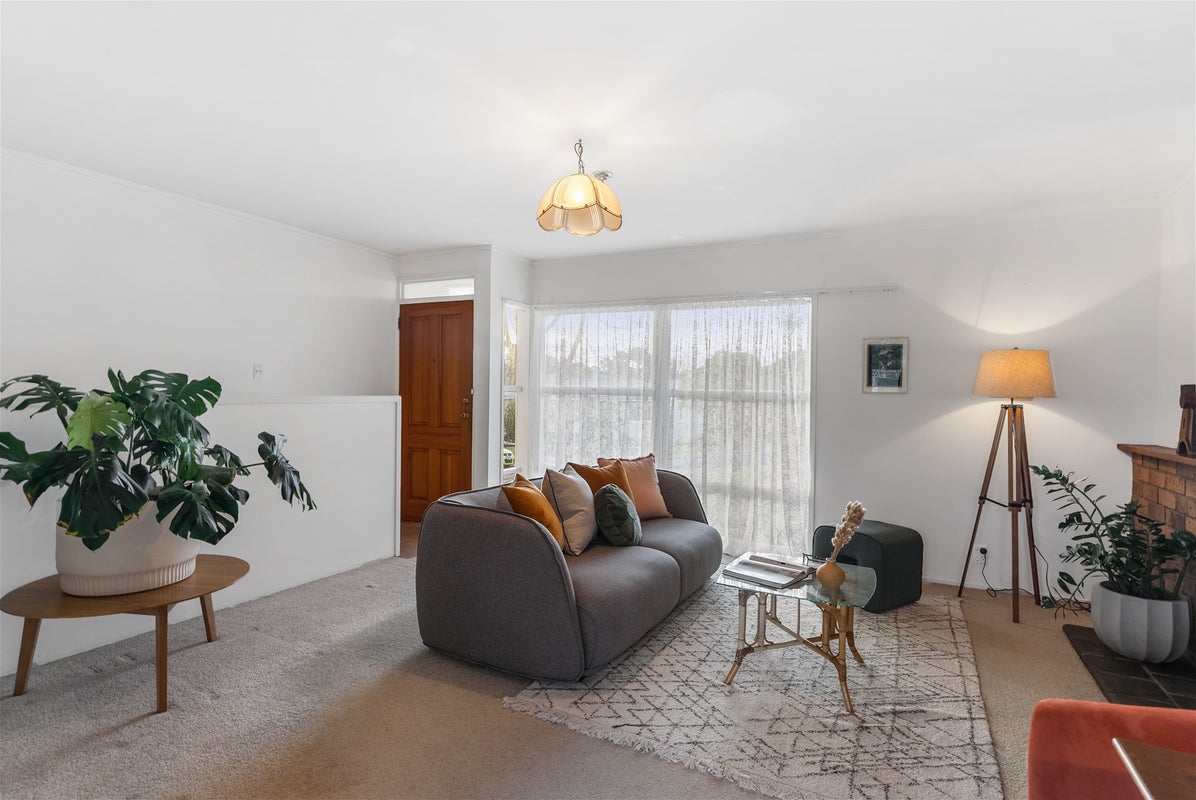 44 Saffron Street, Birkdale, Auckland - Carousel 2