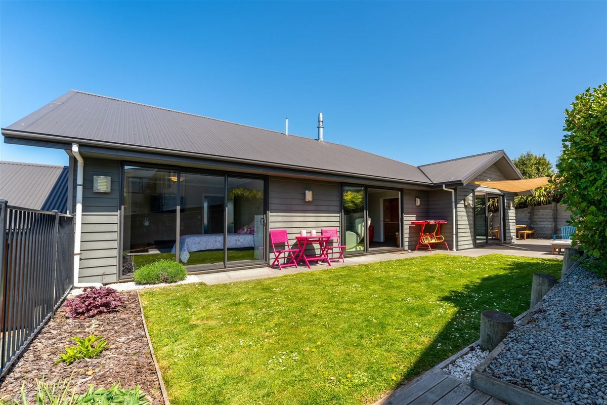 22 Glenwood Avenue, Highfield, Timaru - Carousel 2