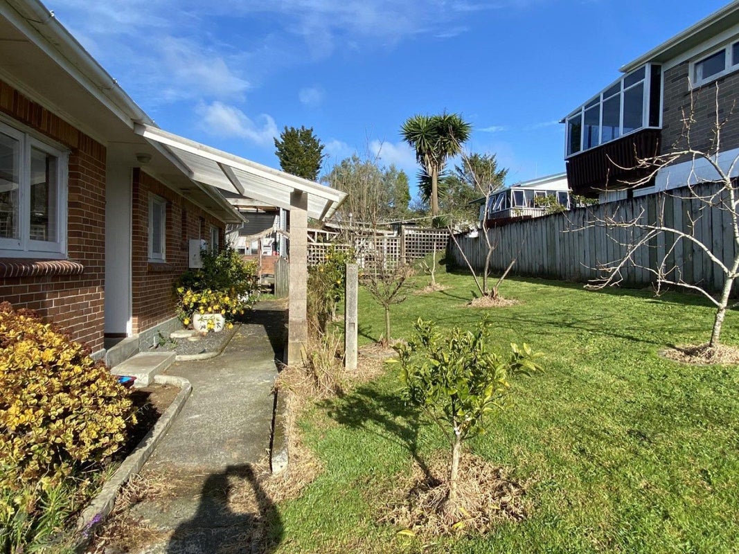 90 Station Road, Kamo, Whangarei - Carousel 10