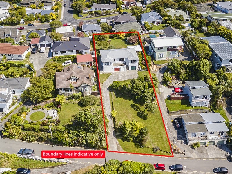 7 Rewa Terrace, Tawa, Wellington - Carousel 1