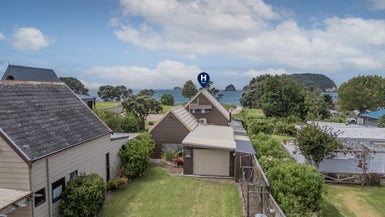 21B Harsant Avenue, Hahei, Whitianga - Carousel 1