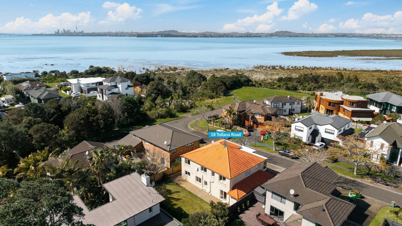18 Tollana Road, Te Atatu Peninsula, Auckland - Carousel 38