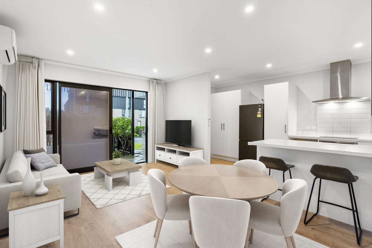 1/71 Hobsonville Point Road, Hobsonville, Waitakere City, Auckland - Carousel 2