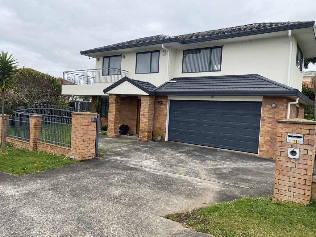 11 Vireya Court, Goodwood Heights, Auckland - Carousel 1