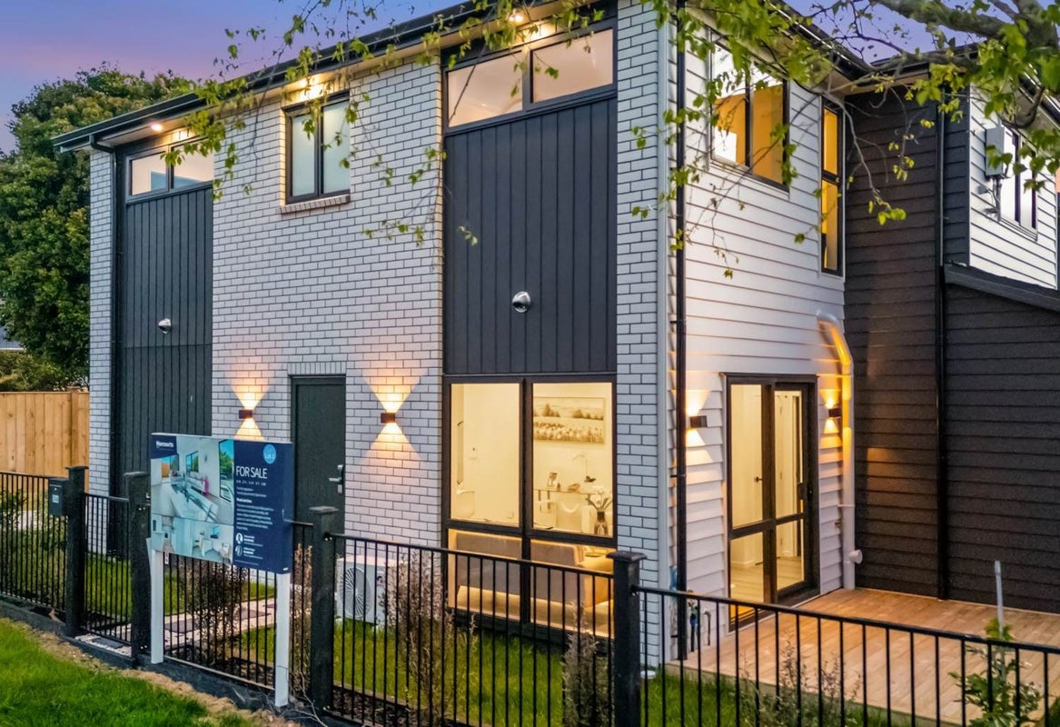 24A Duggan Avenue, Mangere, Auckland - Carousel 2