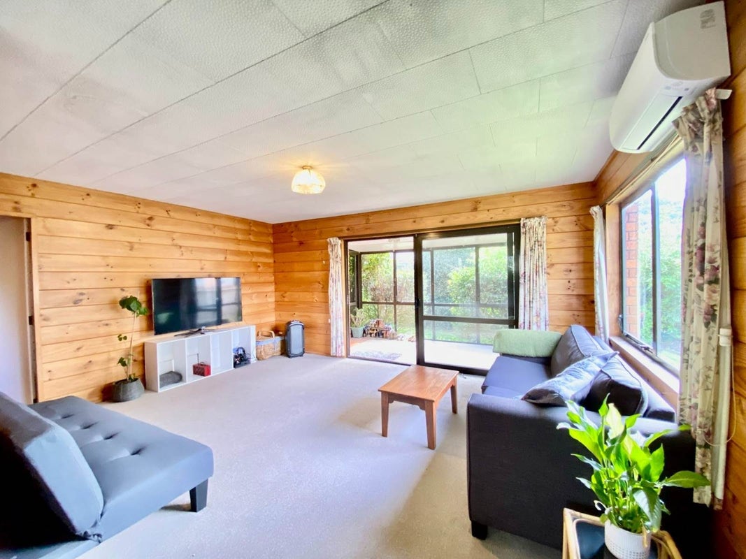916A Mount Eden Road, Three Kings, Auckland - Carousel 2