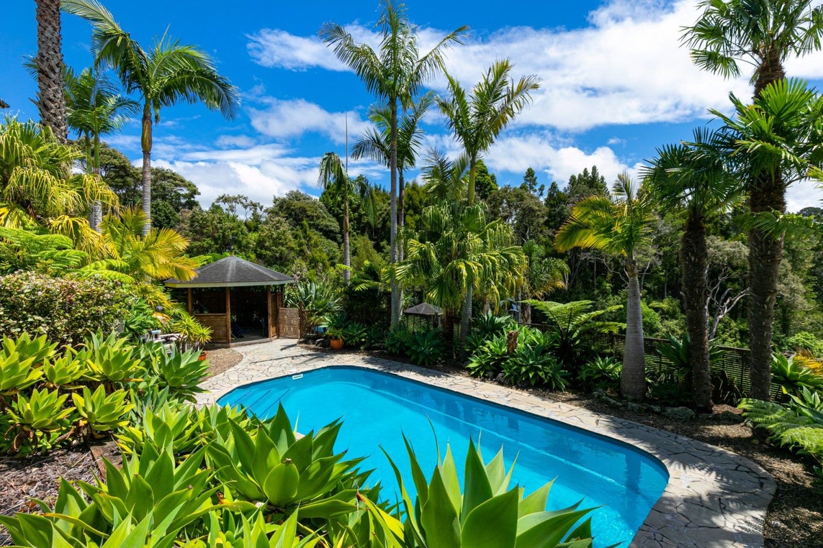 168 Three Oaks Drive, Albany - Carousel 2
