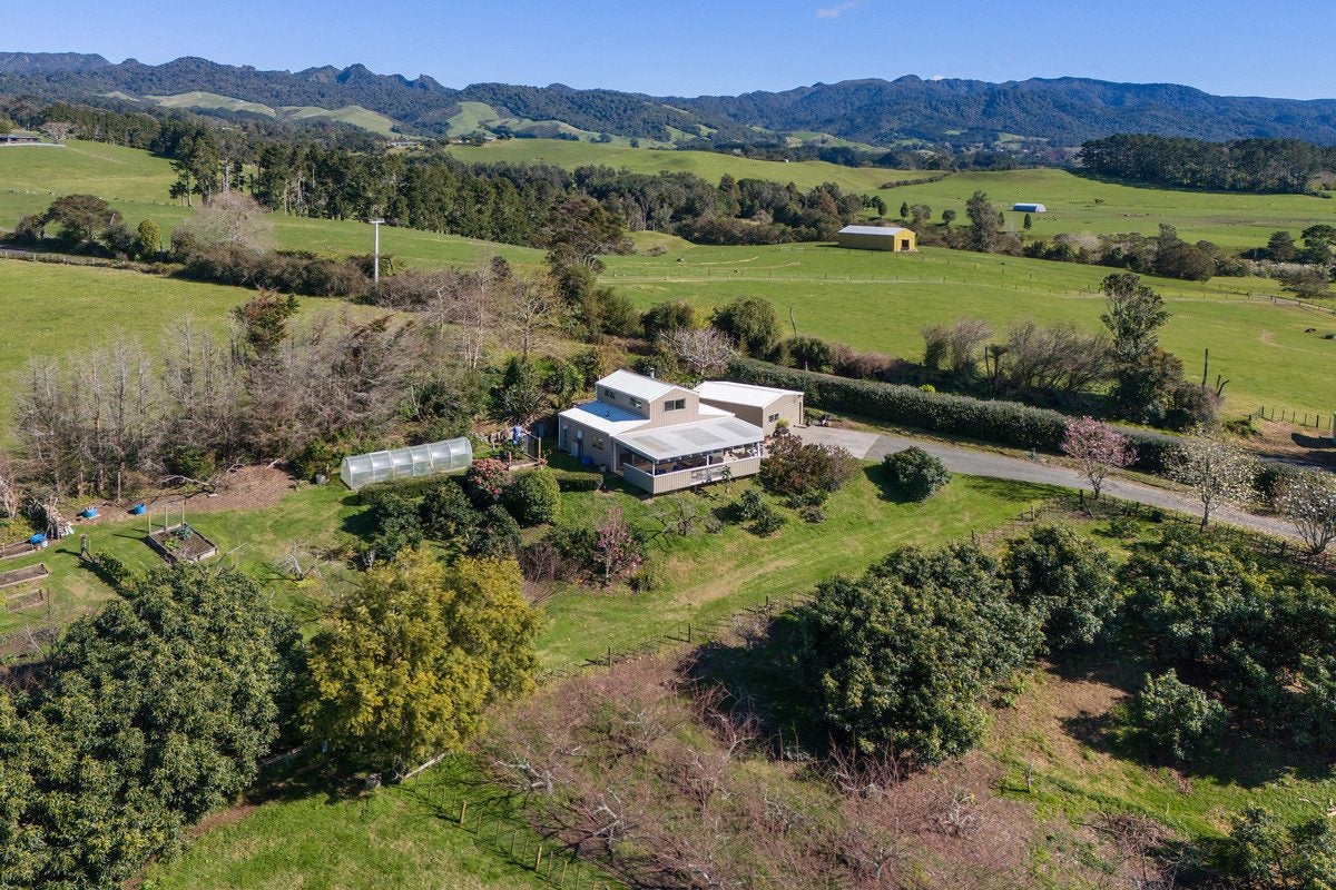 107 Thompsons Track, Aongatete, Katikati - Carousel 1