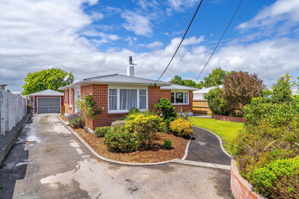 86 Totara Street, Lansdowne, Masterton - Carousel 1