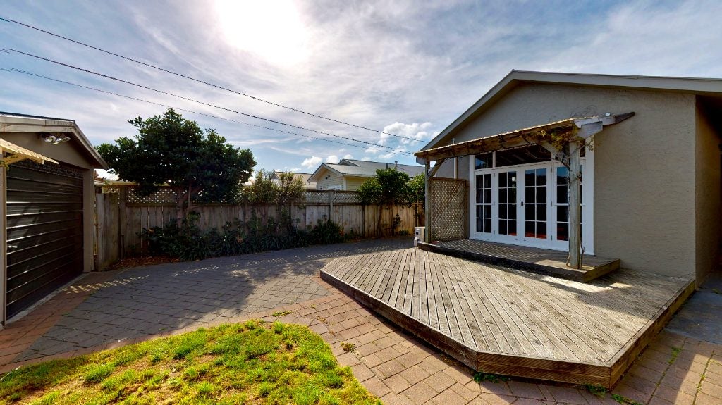 39 Ellesmere Avenue, Miramar, Wellington - Carousel 1