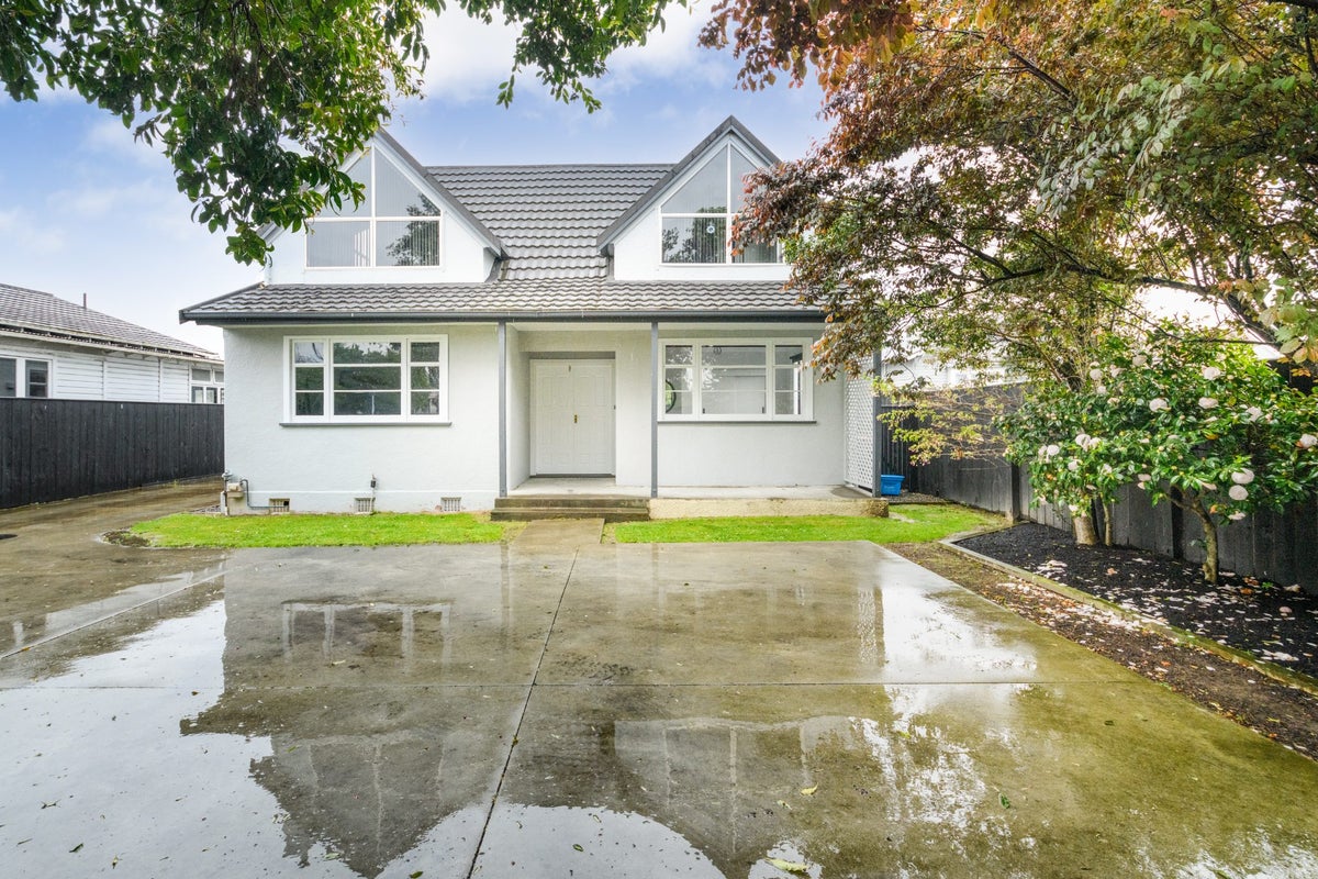 76A Wood Street, Takaro, Palmerston North - Carousel 2