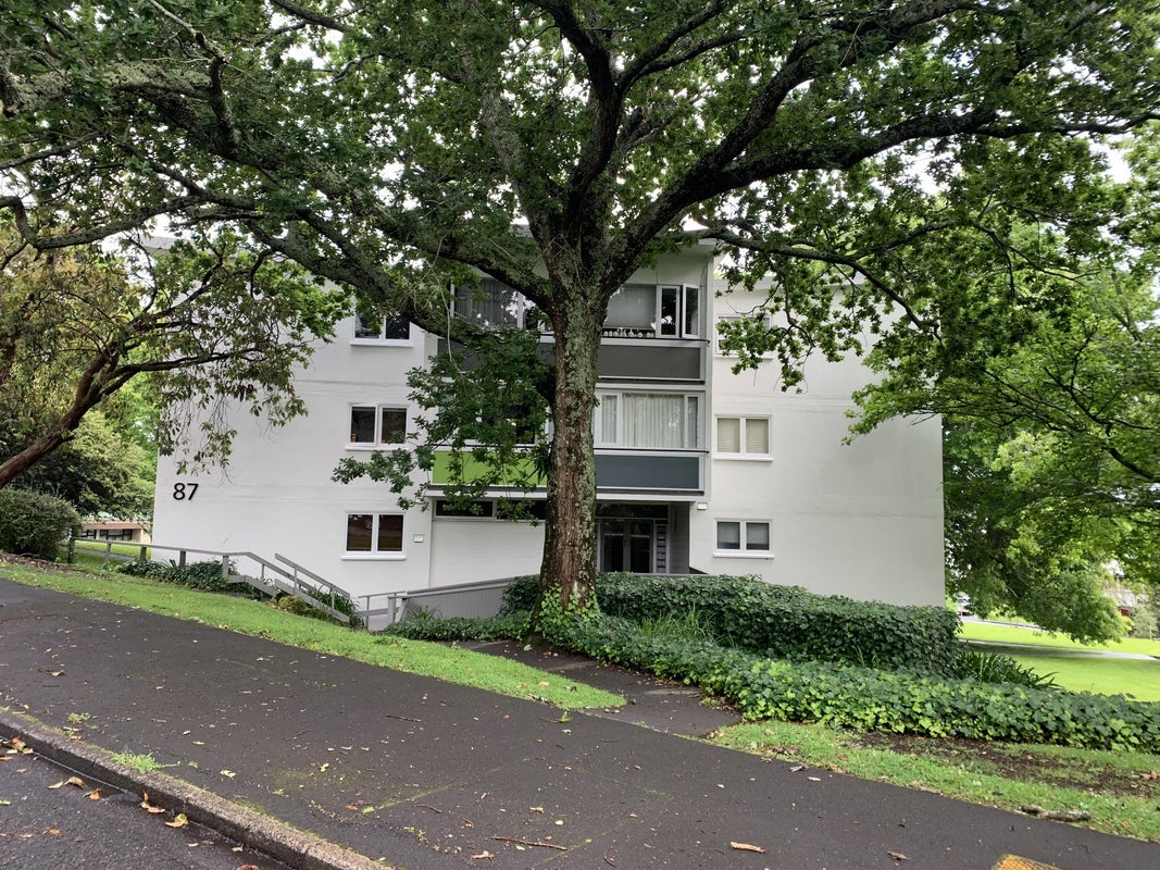 12/87 Beresford Street West, Freemans Bay, Auckland - Carousel 2