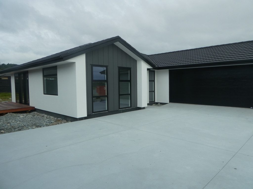 54 Ashley Drive, Paroa, Greymouth - Carousel 2