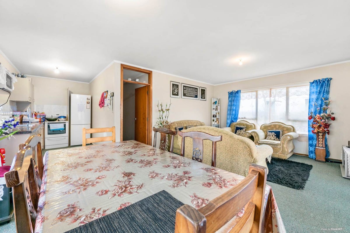 1/164 Buckland Road, Mangere East, Auckland - Carousel 2