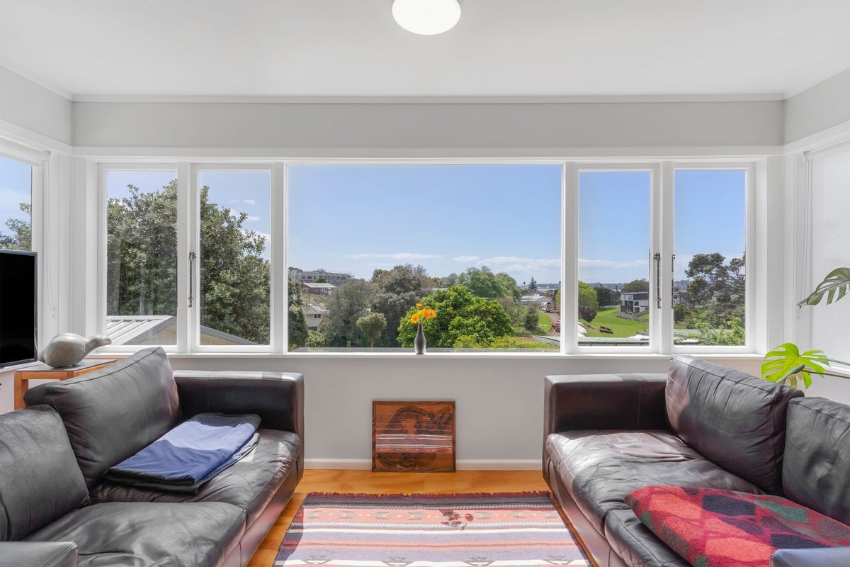 29 Oran Road, Panmure, Auckland - Carousel 1